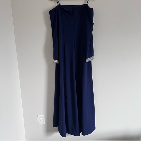 Vince Camuto Navy Off Shoulder Formal Gown - Picture 6 of 9